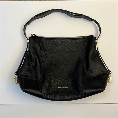 michael michael kors michael michael kors crosby|Crosby Large Pebbled Leather Shoulder Bag .